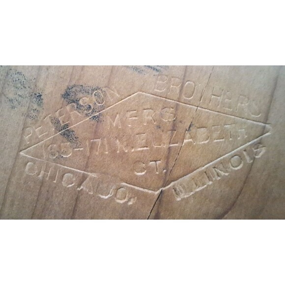 VTG Mid Century Peterson Bros Silhouette Cedar Jewelry Trinket Box Brass Clasp - Picture 8 of 8